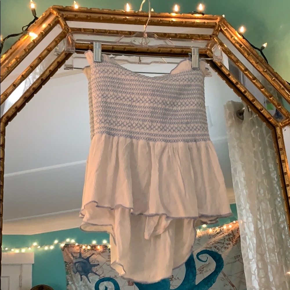 Strapless top